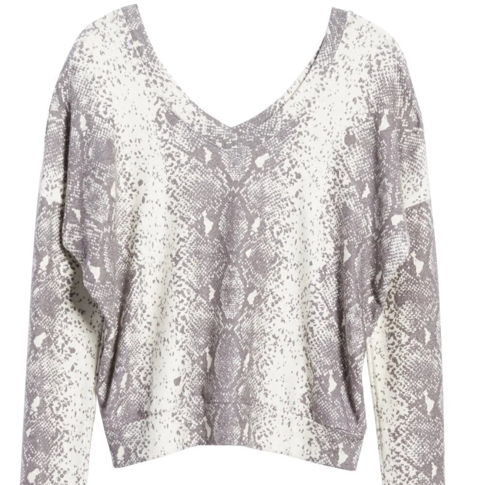 Wildfox Python Stripe Pullover Gray NWT - image 5